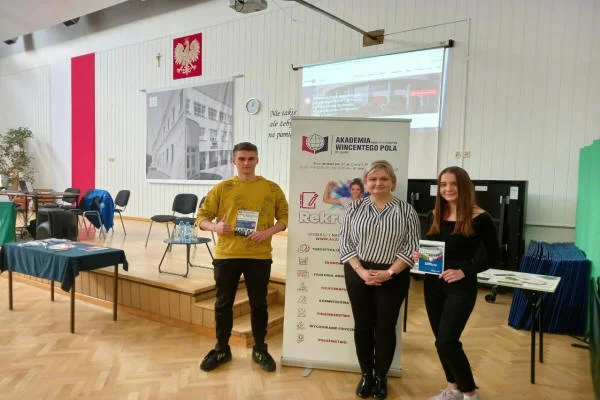 Academia de Ciencias Aplicadas Wincenty Pol en Lublin 09